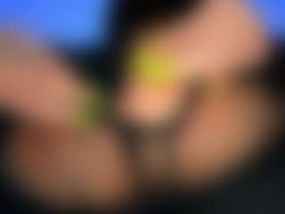 Live cam show with Oxlemon - Brown Eyes MILF on SquirtSoMuch