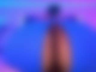 Oxlemon MILF webcam performer live streaming