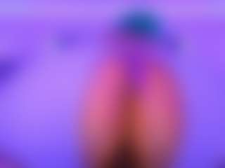 Live cam show with Oxlemon - Tease on Dolls Live