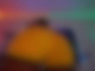 Live cam show with Oxlemon - Wet on CamwithHer