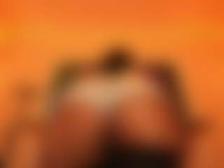 Live cam show with Oxlemon - Brown Eyes on SpunkLive