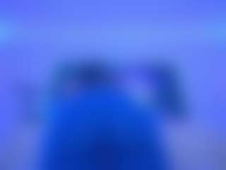 Oxlemon MILF webcam performer live streaming