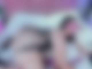 Live cam show with Amanda Cruz - Big Tits on live18s.com