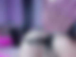 Live cam show with Amanda Cruz - Mature on live18s.com