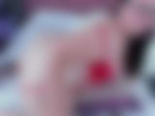 Live cam show with Amanda Cruz - Petite on Camsoda