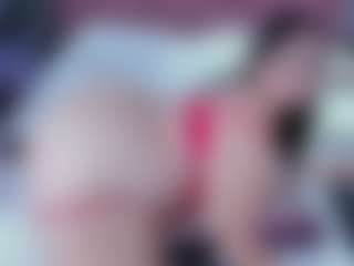 Live cam show with Amanda Cruz - Small Tits on Camsoda