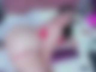 Live cam show with Amanda Cruz - Swallow on alttransgirls