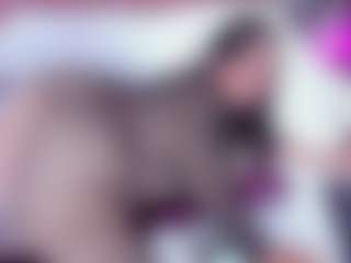 Amanda Cruz's Live Sex Cam Show