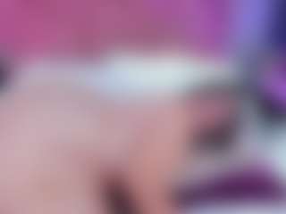 Live cam show with Amanda Cruz - Public Black on Soda Cam