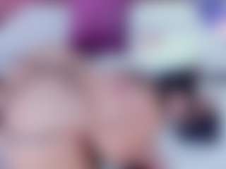 Live cam show with Amanda Cruz - Petite on Camsoda