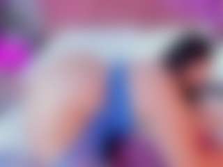 Live cam show with Amanda Cruz - Public Lovense on CamClone