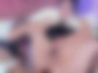 Live cam show with Amanda Cruz - Fingers on Dolls Live