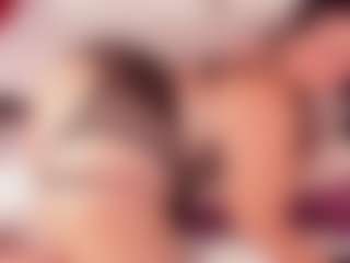 Live cam show with Amanda Cruz - Latina Petite on Hubzter Live | colombia