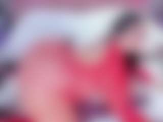 Live cam show with Amanda Cruz - Shaved Pussy Curvy on crypto-cams