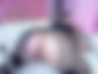 Live cam show with Amanda Cruz - Shaved Pussy on xxxlivecams.org