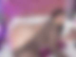 Live cam show with Amanda Cruz - Tease Latina on Camsoda | colombia