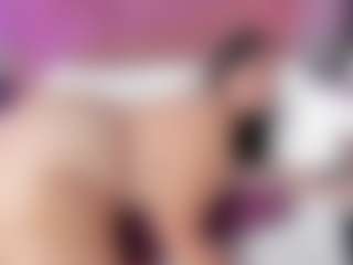 Live cam show with Amanda Cruz - Big Tits Small Tits on ObeyMaria