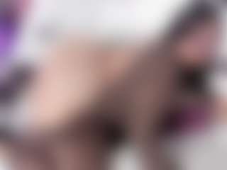 Live cam show with Amanda Cruz - Spank Black on Livezox