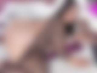 Live cam show with Amanda Cruz - Public Ebony on SinfulBabes
