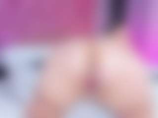 Live cam show with Amanda Cruz - Ebony Squirt on Camsoda