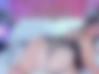 Live cam show with Amanda Cruz - Squirt on Camsoda