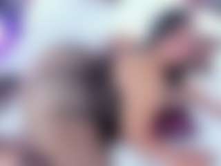 Amanda Cruz's Live Sex Cam Show