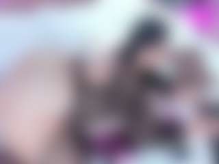 Amanda Cruz's Live Sex Cam Show