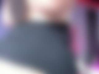 Live cam show with Amanda Cruz - Public BBW on mypornchat.com