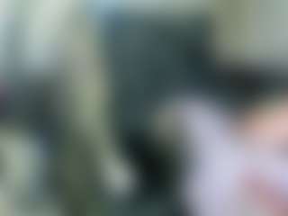 Live-camshow met Sharon Michel - Average op Camsoda