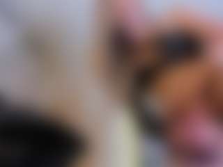Live cam show with Sharon Michel - Tease on Camsoda