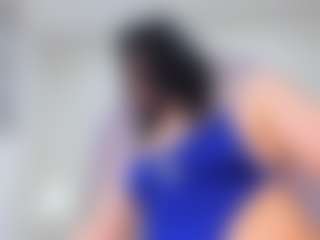 Live cam show with Vickyy Moore - Lush Teen (18+) on Soda Cam