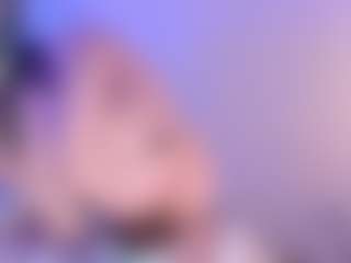 Vickyy Moore's Live Sex Cam Show