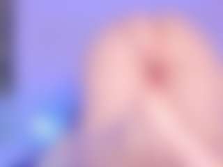 Vickyy Moore's Live Sex Cam Show