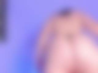 Vickyy Moore's Live Sex Cam Show