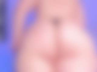 Vickyy Moore's Live Sex Cam Show