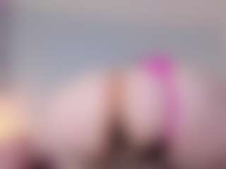 Vickyy Moore's Live Sex Cam Show