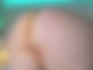 Vickyy Moore's Live Sex Cam Show