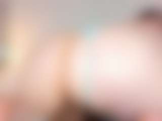 Vickyy Moore's Live Sex Cam Show