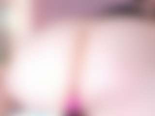 Vickyy Moore's Live Sex Cam Show
