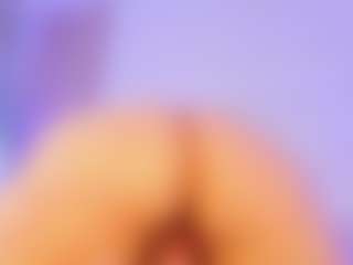 Vickyy Moore's Live Sex Cam Show