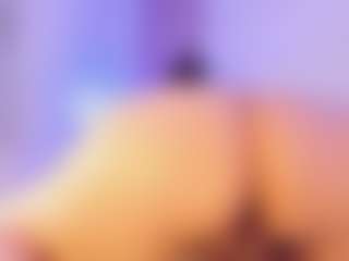 Vickyy Moore's Live Sex Cam Show