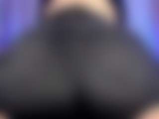 Vickyy Moore's Live Sex Cam Show