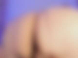 Vickyy Moore's Live Sex Cam Show