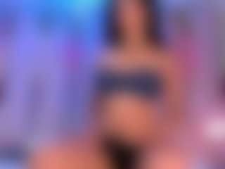 Live cam show with Ali Sweet - Brown Hair on livesuperchat.net