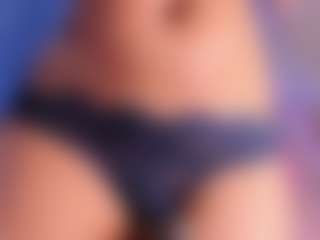 Live cam show with Ali Sweet - Ebony on StripNow | colombia
