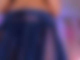 Live cam show with Ali Sweet - Oil on Hubzter Live