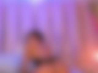 Live cam show with Ali Sweet - Public Ebony on Camsoda