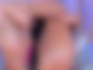 Live cam show with Ali Sweet - Public Ebony on xxxlivecams.org