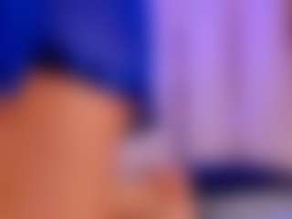 Live cam show with Ali Sweet - Public Ebony on Camsoda