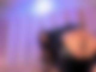 Live cam show with Ali Sweet - Black Young Adult on Camsoda | united states